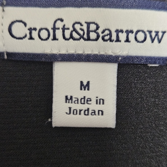 Croft & Barrow layered tank size Medium - Picture 2 of 4